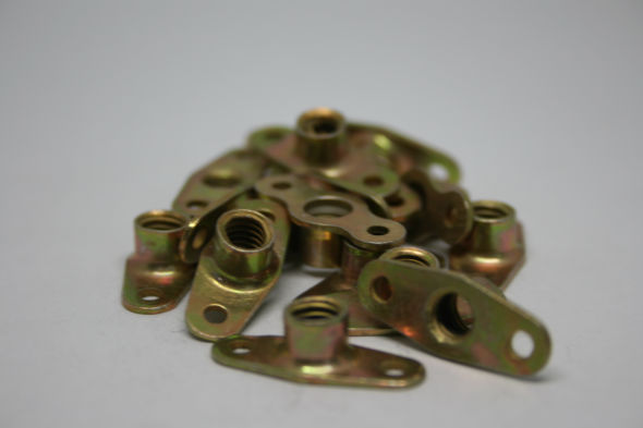 Lotnicze nakrętki samozabezpieczające  3381A